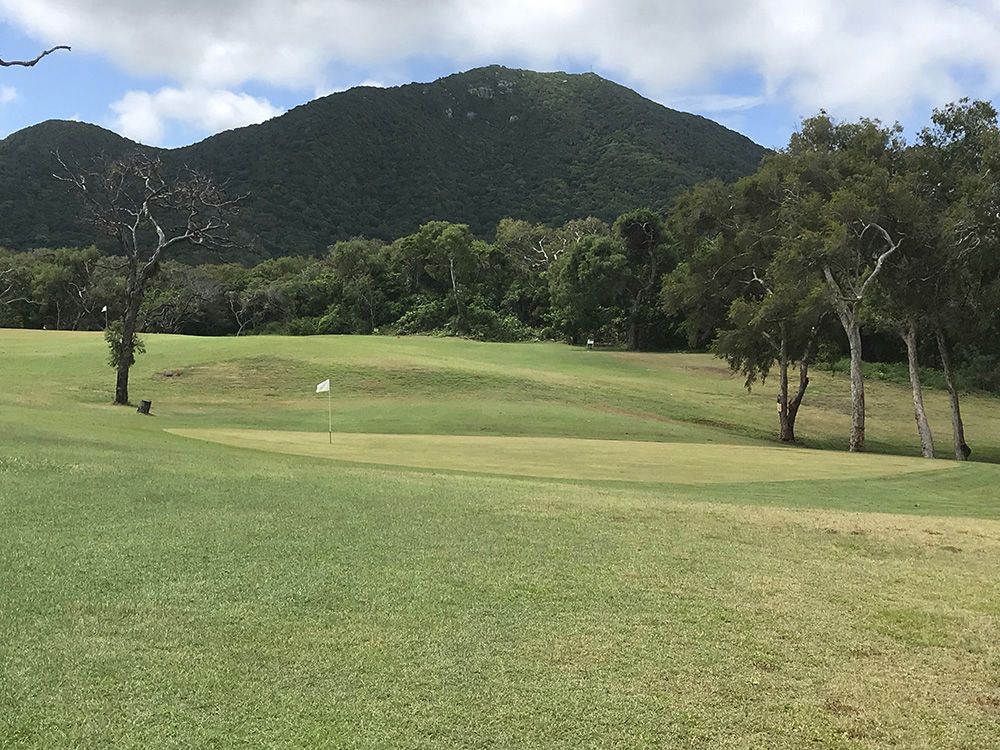 Cooktown Golf Club   Hole 4